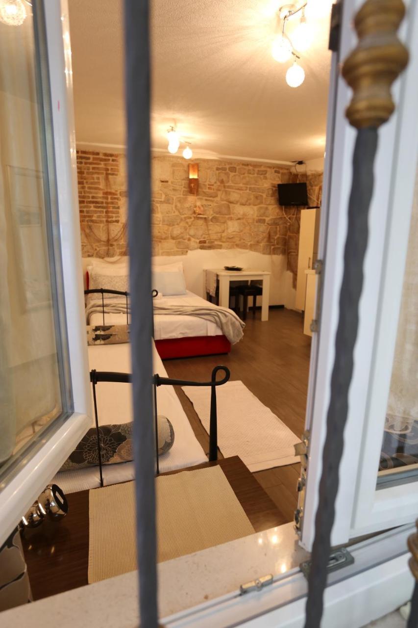 Apartments Nikolla Σπλιτ Εξωτερικό φωτογραφία